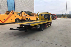 建华非事故拖车