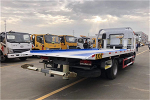 建华汽车救援补胎