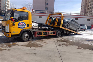 建华救援拖车费用怎么算